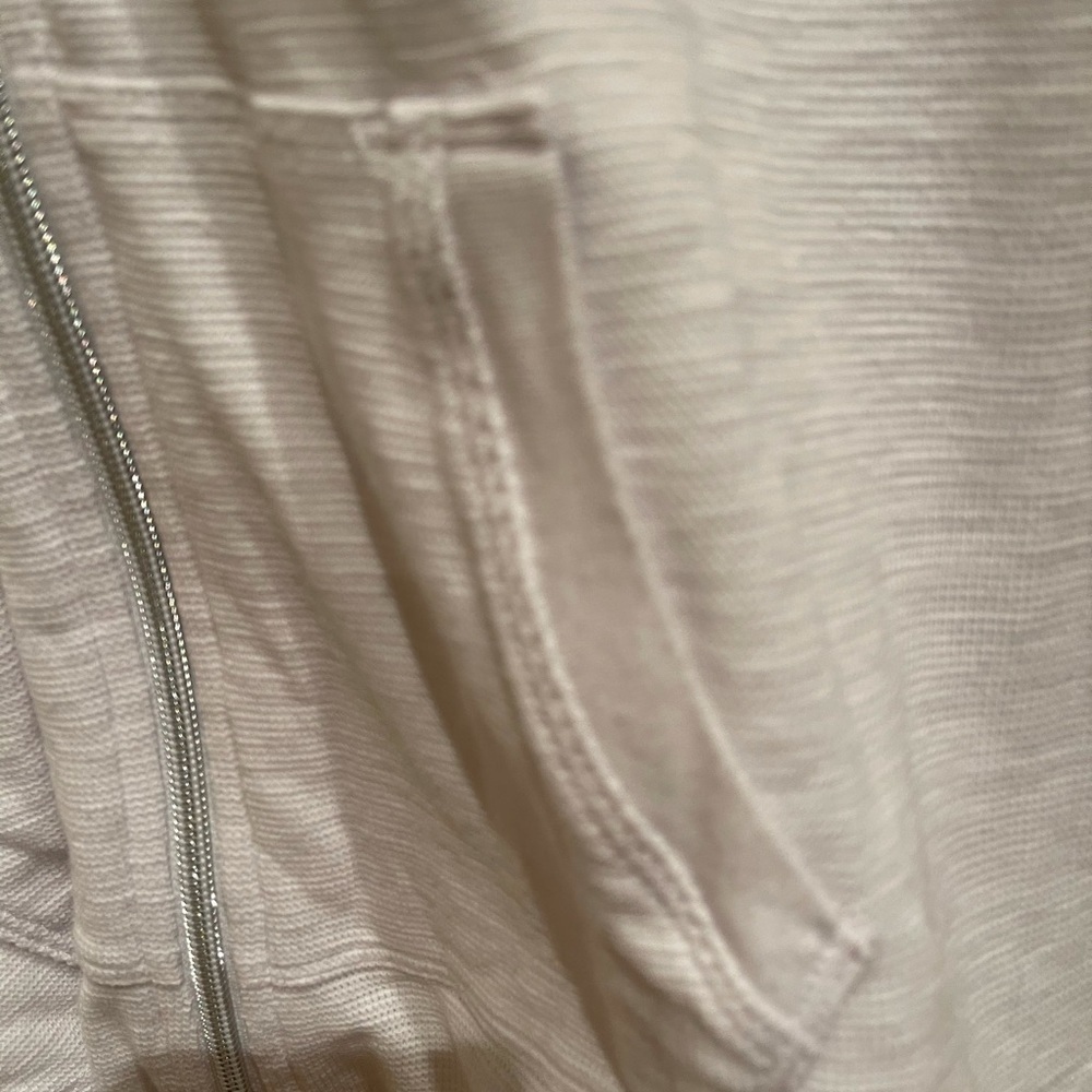 - Calvin Klein blouse - Picture 3 of 4